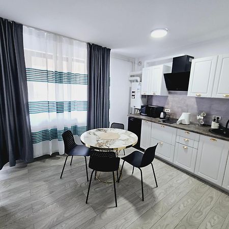Comapart1 Bacau Exterior photo