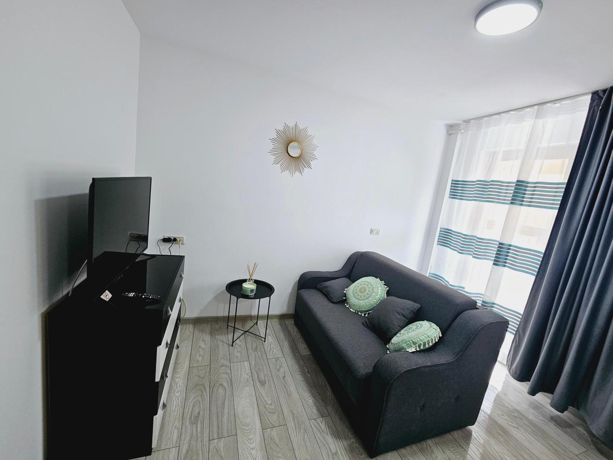 Comapart1 Bacau Exterior photo